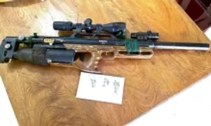 Bị khởi tố vì lắp ráp súng để bắn chim Bị khởi tố vì lắp ráp súng để bắn chim